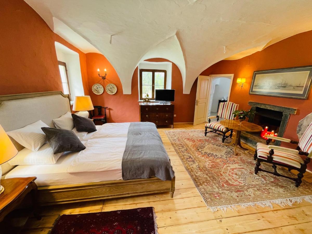 Schloss Moosburg Gaestehaus Экстерьер фото