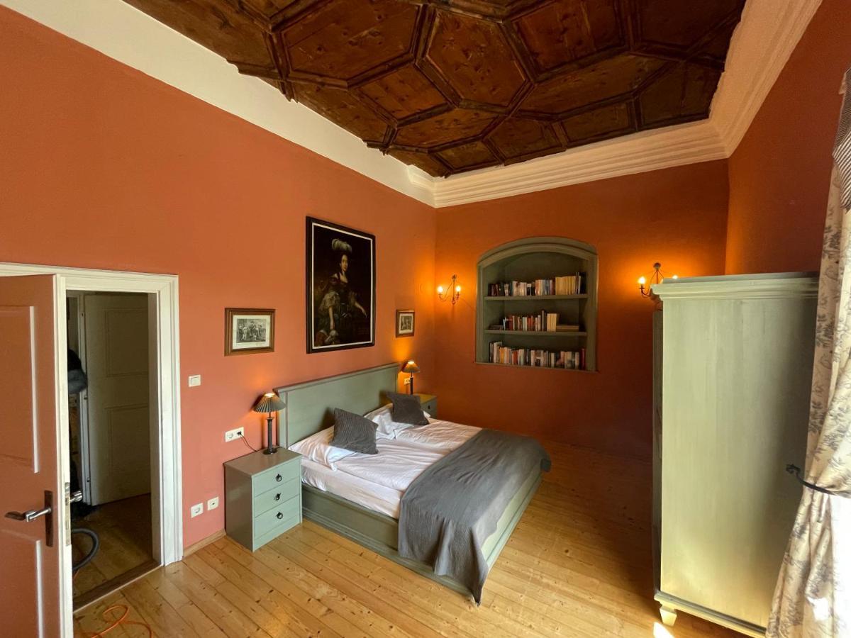 Schloss Moosburg Gaestehaus Экстерьер фото
